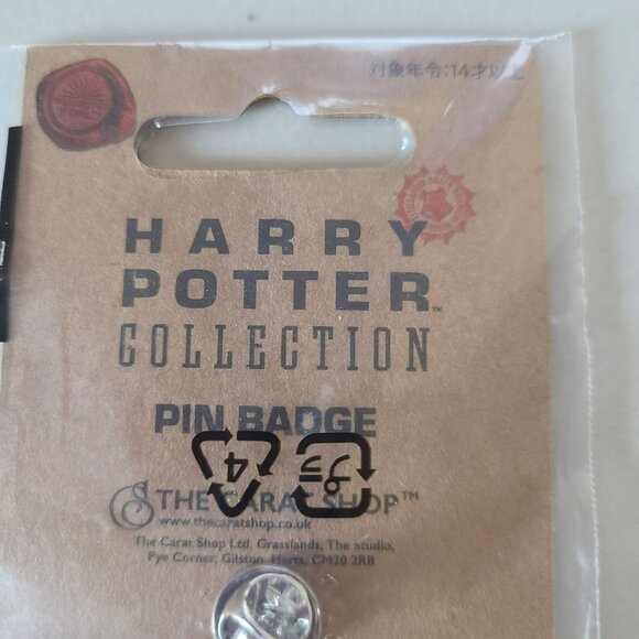 Deathly Hallows Charm Pin Badge Official Harry Potter Tokyo Warner Bros Studio - Picture 7 of 8
